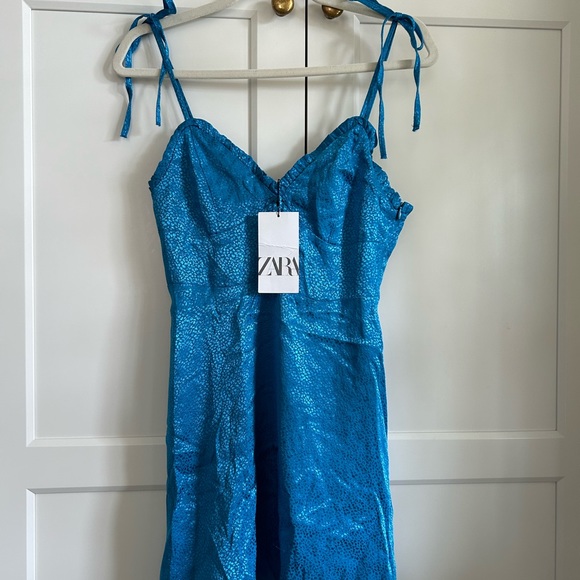 Zara Dress - Picture 3 of 8